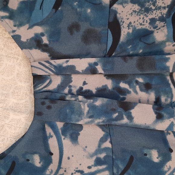 Kensie floral turquoise black grey smock style short sleeve blouse, M - Picture 6 of 9